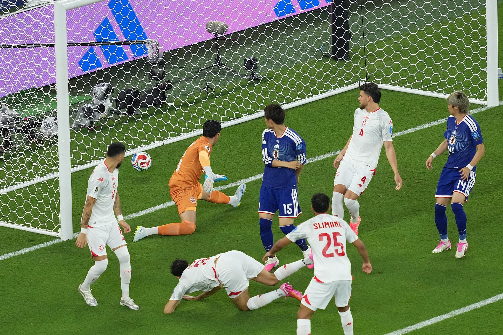 世界杯41场中国独立观众破2亿 日本vs突尼斯单场2400万创纪录 世界杯41场中国独立观众破2亿 日本vs突尼斯单场2400万创纪录