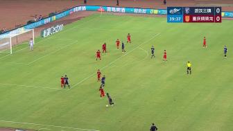 绍尔头槌制胜 武汉三镇1-0重庆铜梁龙摆脱垫底 绍尔头槌制胜 武汉三镇1-0重庆铜梁龙摆脱垫底