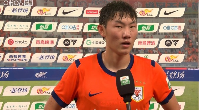 泰山1-2河南近4轮3负 史松宸替补助攻难救主 泰山1-2河南近4轮3负 史松宸替补助攻难救主