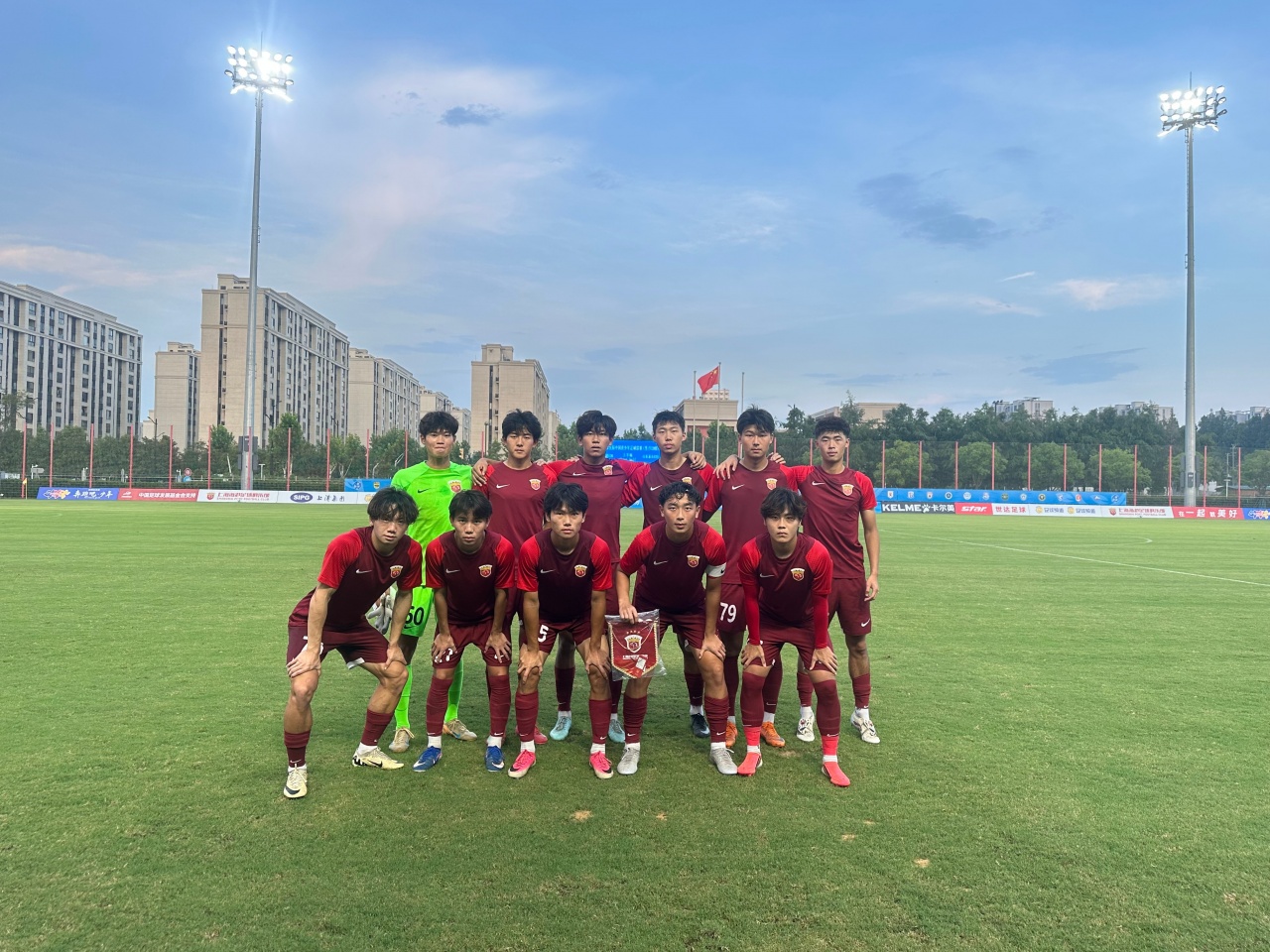 上海海港U20四轮三胜升至B组次席,李俊哲两球一助攻领跑 上海海港U20四轮三胜升至B组次席,李俊哲两球一助攻领跑
