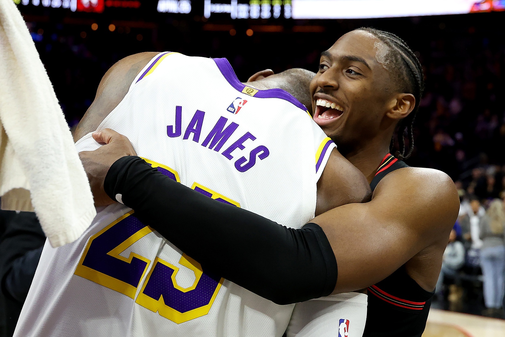 Windhorst:詹姆斯加盟76人交易传闻离谱至极
