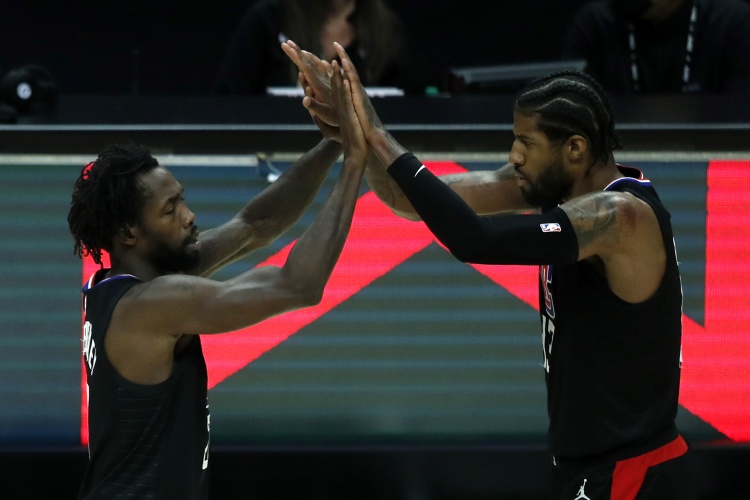 贝弗利：网红真别碰瓷NBA了 乔治曾连续一个半月在训练里投篮全中