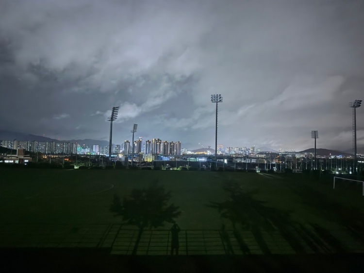 上海海港富盛经开队今日启程奔赴韩国昌原开启为期一周的拉练 上海海港富盛经开队今日启程奔赴韩国昌原开启为期一周的拉练