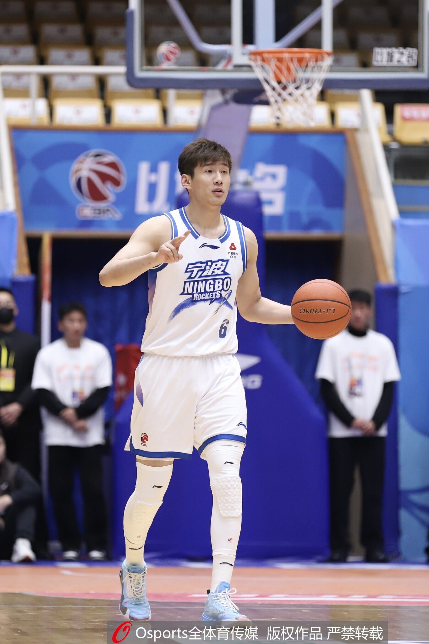 宁波男篮官宣：送别八位球员 祝福大家未来一切顺利！