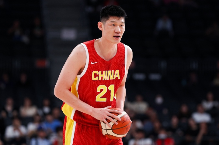 媒体人：今夏男篮集训138天 胡金秋等人各项赛事连轴转身心俱疲