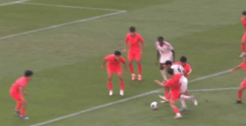 半场-U23国足0-0阿联酋U23 张玉宁造险按此比分国足将顺利晋级 半场-U23国足0-0阿联酋U23 张玉宁造险按此比分国足将顺利晋级